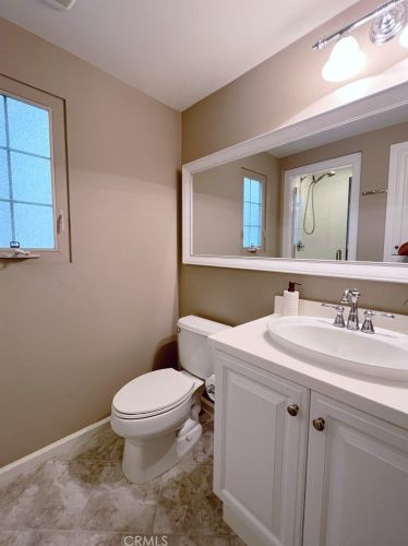 52 Pathway, Irvine CA  92618-8807 exterior