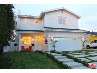 3026 Kelton Ave, Los Angeles, CA 90034-3022