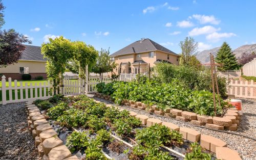 638 75, Lindon UT 84042-1336 exterior