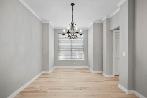 12524 Canyon Glen Dr, Austin TX  78732-2022 exterior