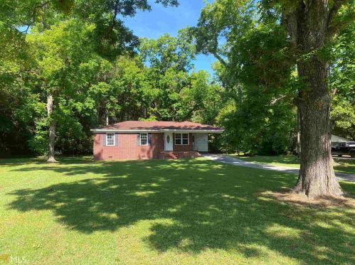 319 Dixie St, Mcgregor, GA 30415