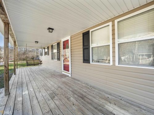 189 Railroad St, Jefferson, GA 30549-1281