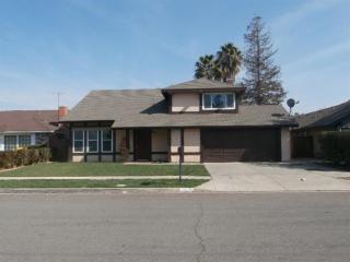 8126 Mariposa St, Fresno, CA 93720-2011