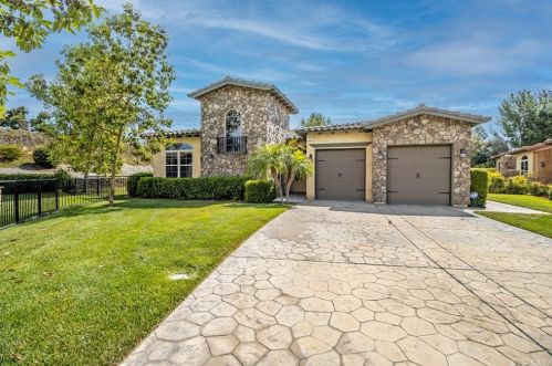 727 Strada Casalingo Ct, Redlands, CA 92373-7374