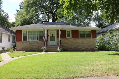 1316 Ash St, Waukegan, IL 60085-1832