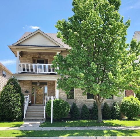 111 Old Plank Rd, Bensenville, IL 60106-4116