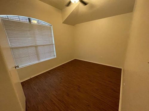 10412 Sixpence Ln, Fort Worth TX  76108-6959 exterior