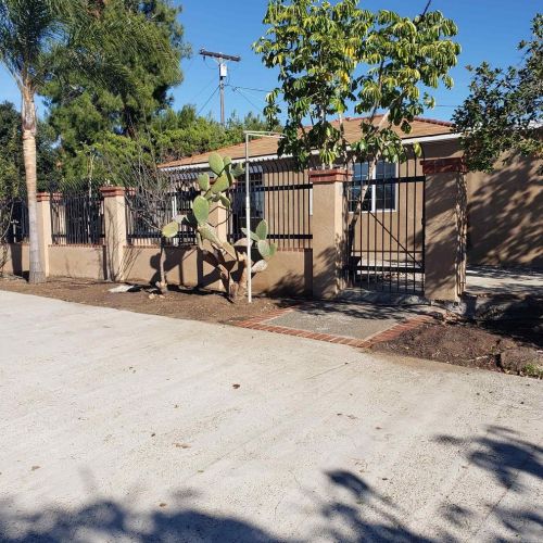 2965 Flores Ln, Lemon Grove, CA 91945-1361