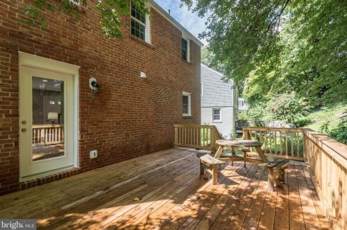 417 Penwood Rd, Silver Spring MD  20901-2718 exterior