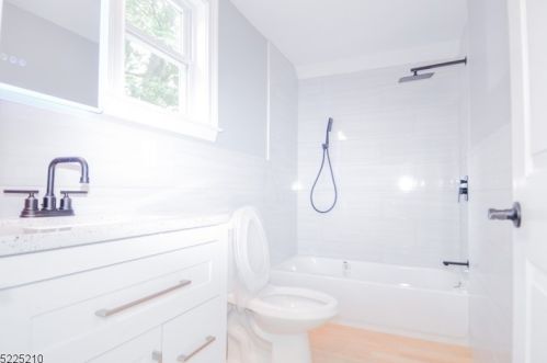 9 James St, Montclair NJ  07042-2901 exterior