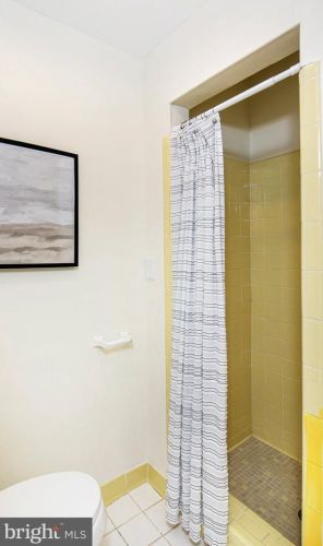 426 Pershing Dr, Silver Spring MD 20910-4489 exterior