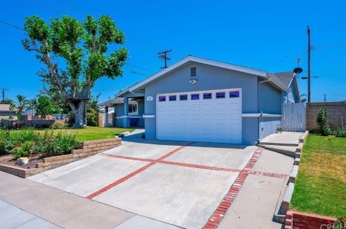 5492 Myra Ave, Cypress, CA 90630-4559