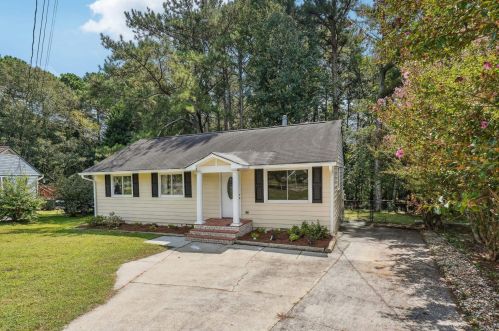 655 Mary Ln, Marietta, GA 30062-3335