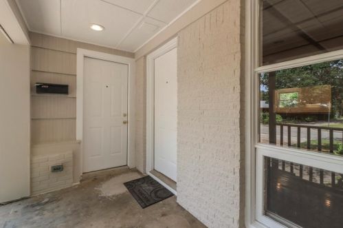 4859 Eastline Dr, Fort Worth TX  76119-4619 exterior