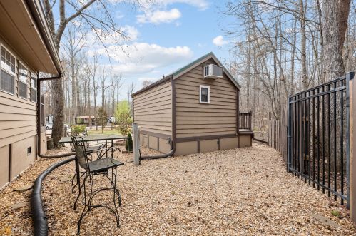 281 Stag Leap Dr, Cleveland GA  30528-2965 exterior