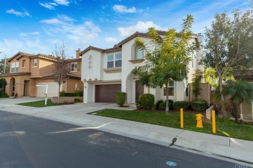 3993 Aliento Way, Oceanside, CA 92057-6467