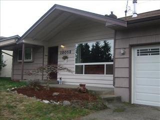 18052 7th Ave, Seattle, WA 98155-3621