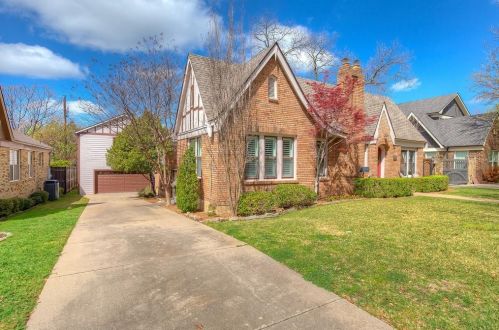 2504 Cockrell Ave, Fort Worth, TX 76109-1116