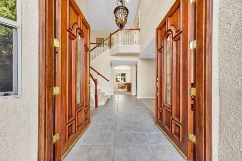 9524 Lady Slipper Pl, Elk Grove, CA 95624-6063
