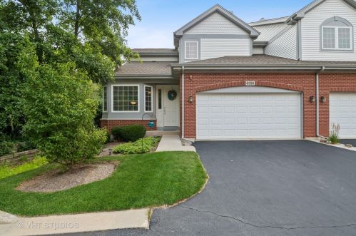 6326 Cunningham Ct, Gurnee, IL 60031-4300