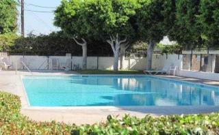 7560 College Dr, Stanton, CA 90680-1543