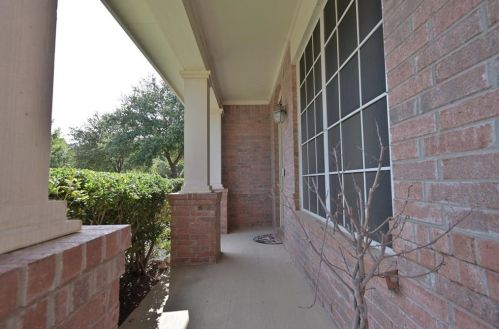 10616 Highland Ridge Rd, Fort Worth, TX 76108-6915