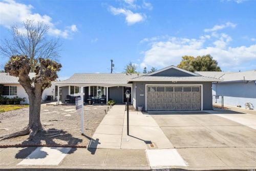 112 Mckinley Cir, Vacaville, CA 95687-3302