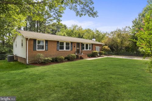 304 Southgate Ave, Fredericksburg, VA 22408-1908