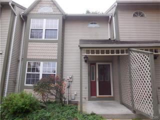 128 Founders Ct, Bethlehem, PA 18020-9529