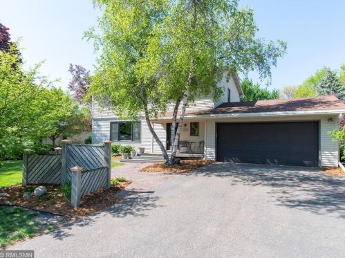 413 Brooks Ave, Saint Paul, MN 55113-3506