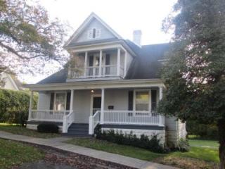222 Sheffey St, Thomas Bridge, VA 24354-2634
