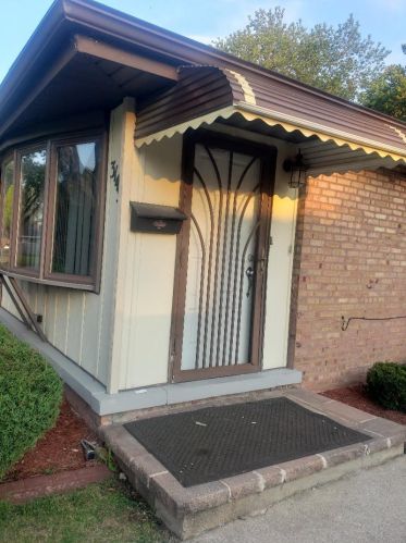 3145 Sussex Ave, Dixmoor, IL 60428-4625