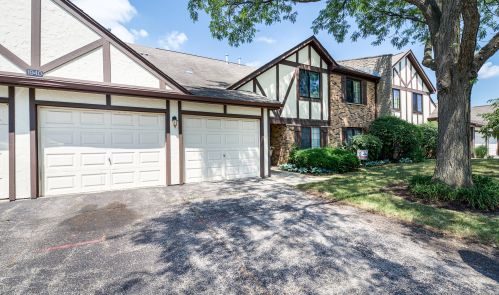1940 Hidden Creek Cir, Palatine, IL 60074-2401