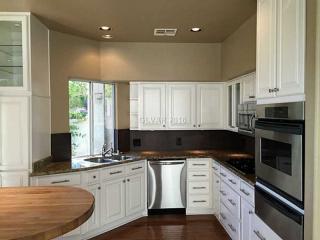 8945 Diamond Falls Dr, Las Vegas NV  89117-5701 exterior