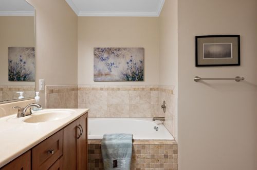 3442 Juliet Dr, Saint Paul MN  55125-3800 exterior
