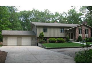 91 Bramble Bush Rd, Coventry, RI 02816-4903