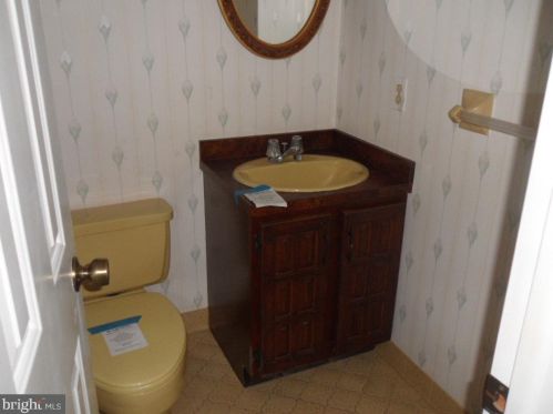 2312 Parallel Ln, Silver Spring MD 20904-5450 exterior