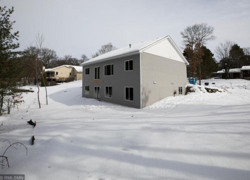 2725 Holly St, Spectacle Lake, MN 55008-4612
