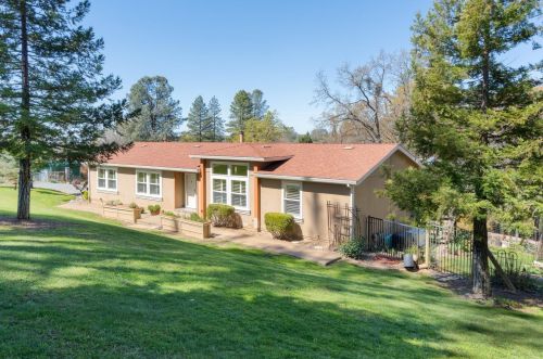 3314 Fullmoon Dr, Swansboro Country, CA 95667-8305
