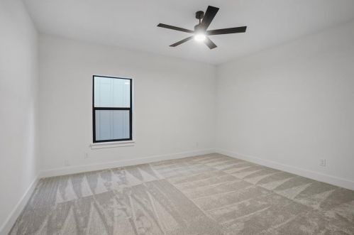 1821 Sylvania Ave, Fort Worth TX  76111-2740 exterior