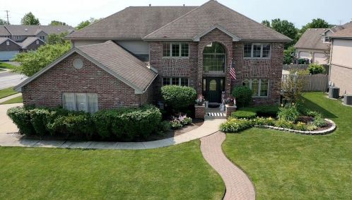 8013 Blarney Rd, Tinley Park, IL 60477-6281