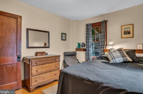 125 Parker St, Carlisle PA  17013-2821 exterior