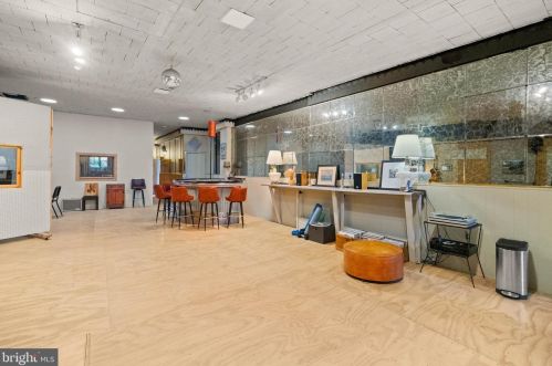 1226 8th St, Philadelphia PA  19147-5130 exterior