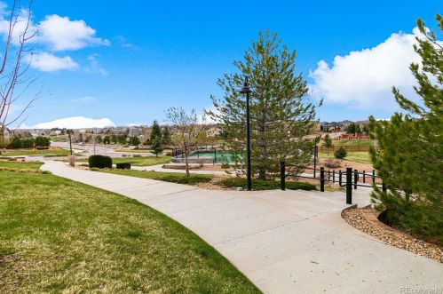 4885 Riviera Way, Aurora CO 80015-4708 exterior