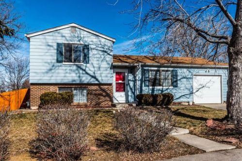 17807 Oxford Pl, Aurora, CO 80013-3328