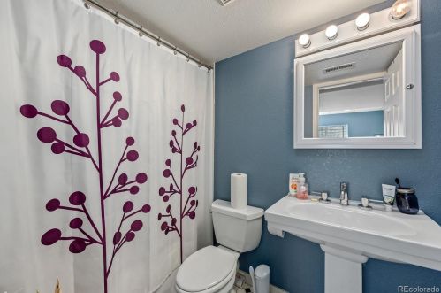 4794 Eaton Park Way, Aurora CO 80016-4292 exterior