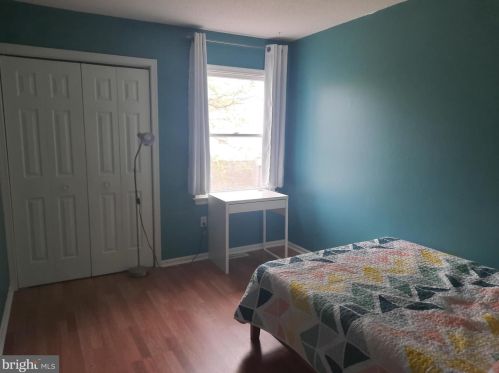 11 Shirley Ln, Trenton NJ 08610 exterior