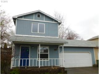909 Charles St, Newberg OR  97132-2528 exterior