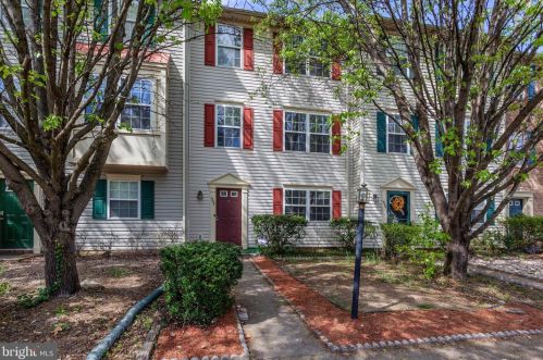 1507 Meadow Dr, Fredericksburg, VA 22405-8707