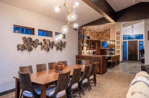 14246 Shr Dr, Truckee CA  96161-3430 exterior